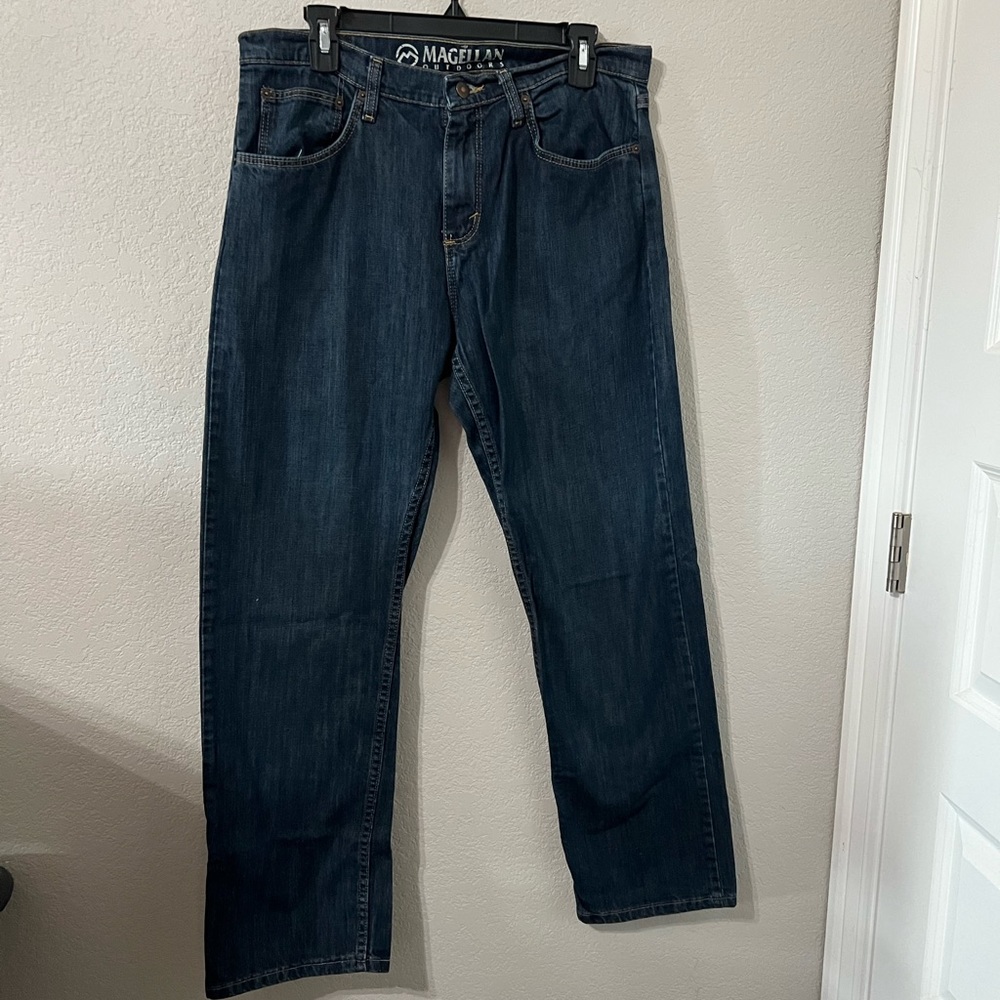Like New MagellanOutdoors Men’s Jeans W33 L30
